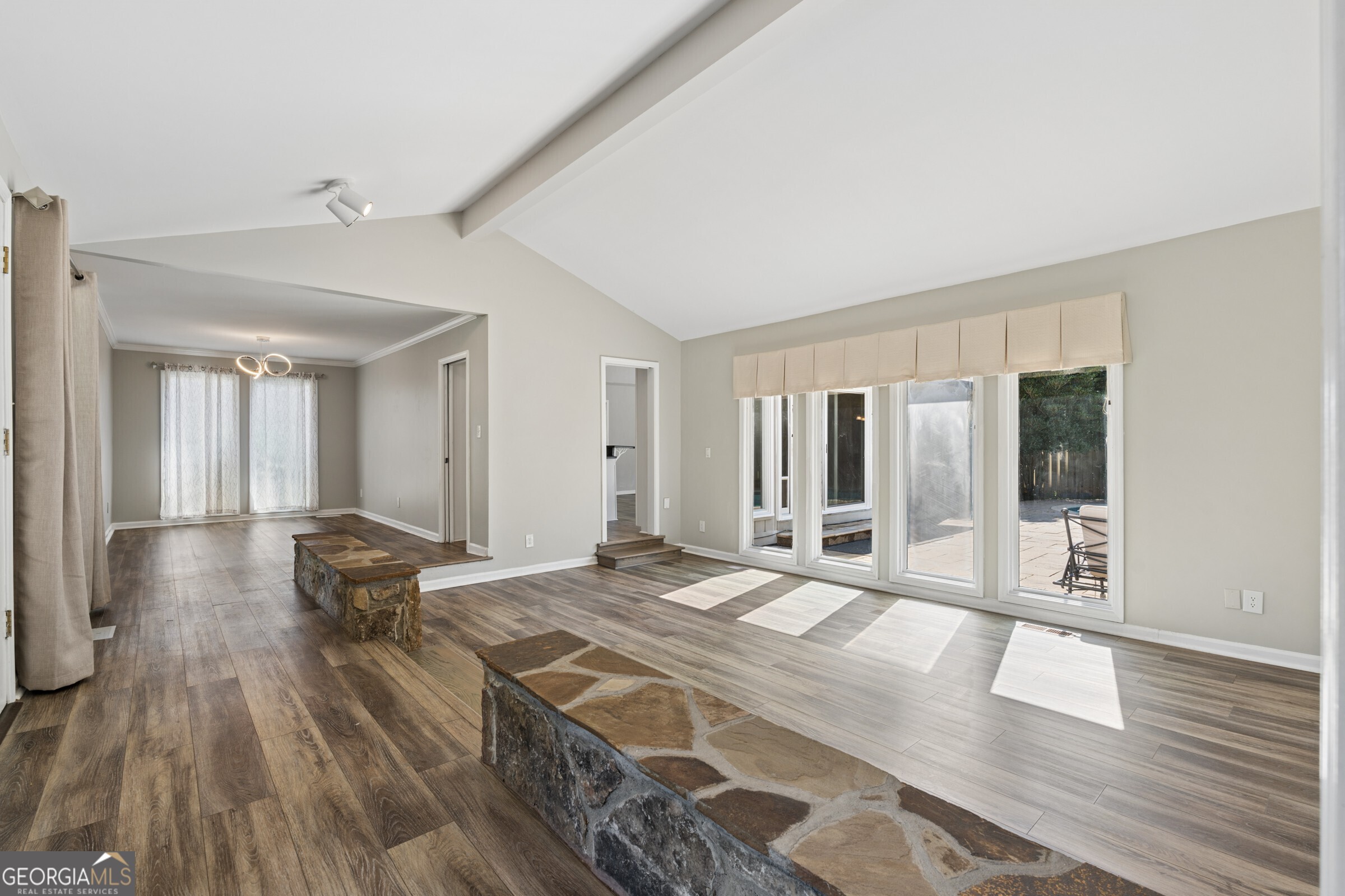 746 Hillwood Drive
