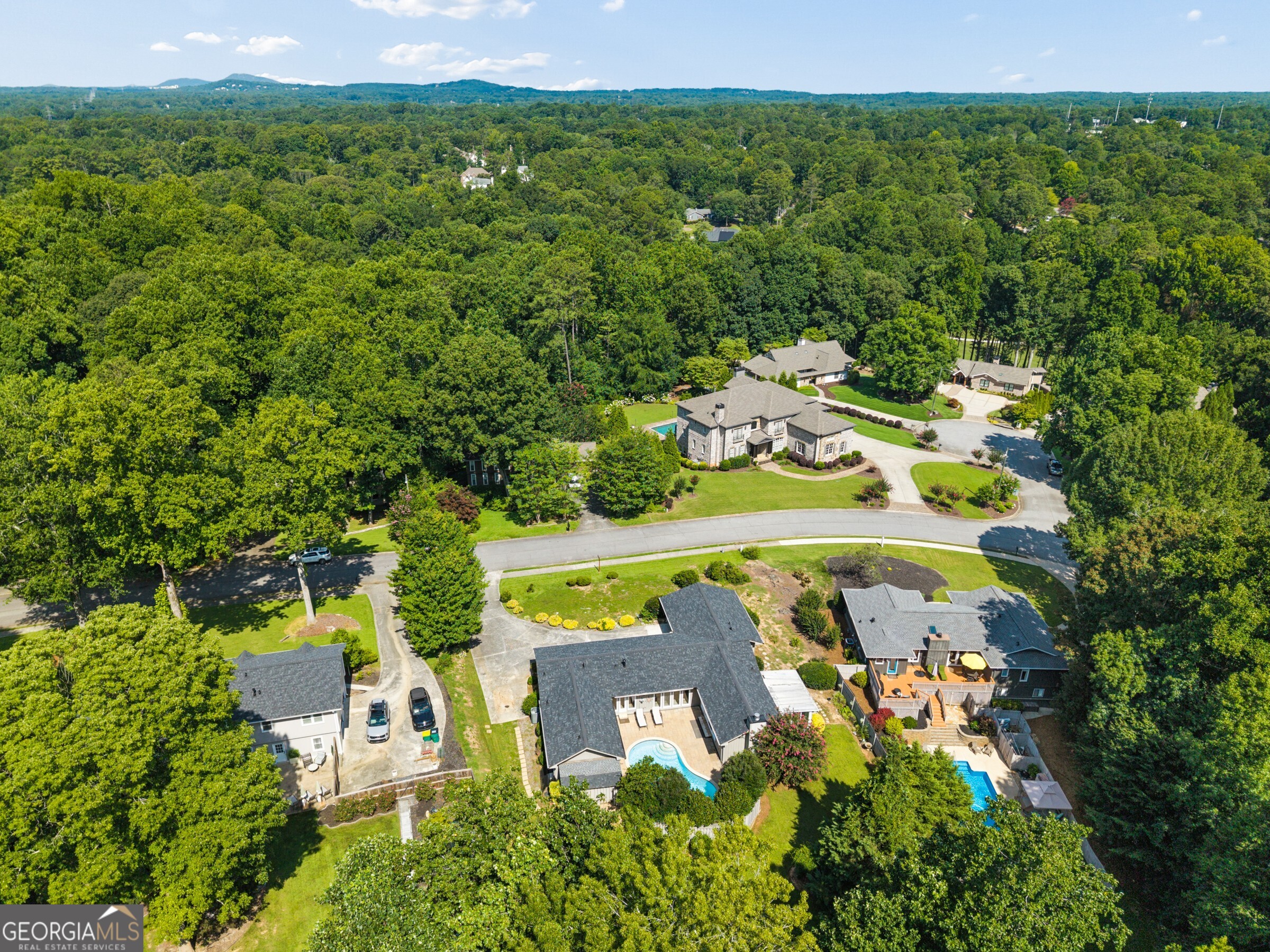 746 Hillwood Drive