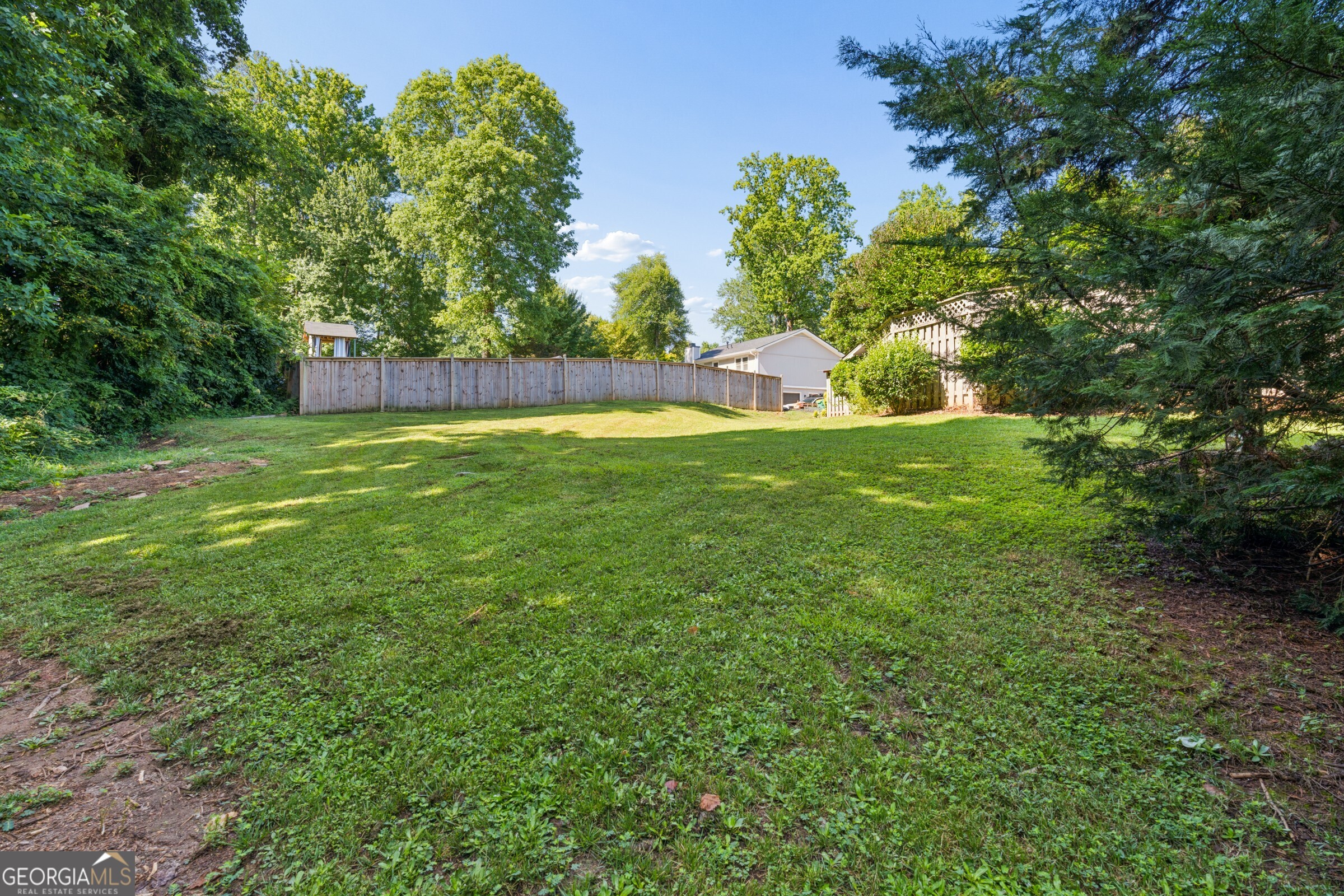746 Hillwood Drive