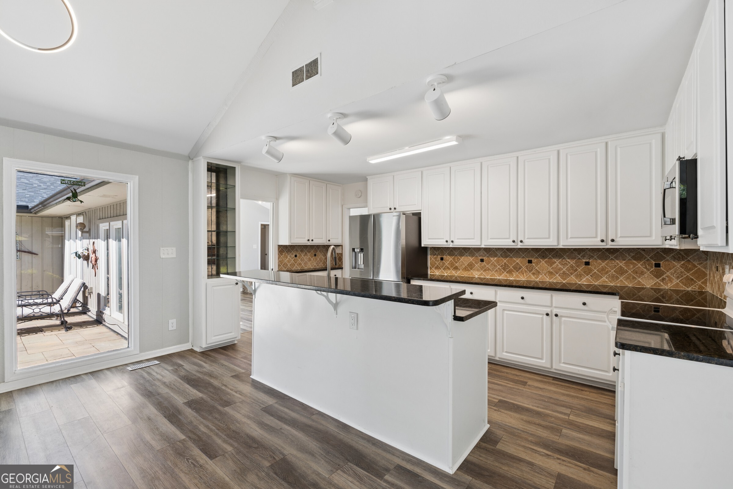 746 Hillwood Drive