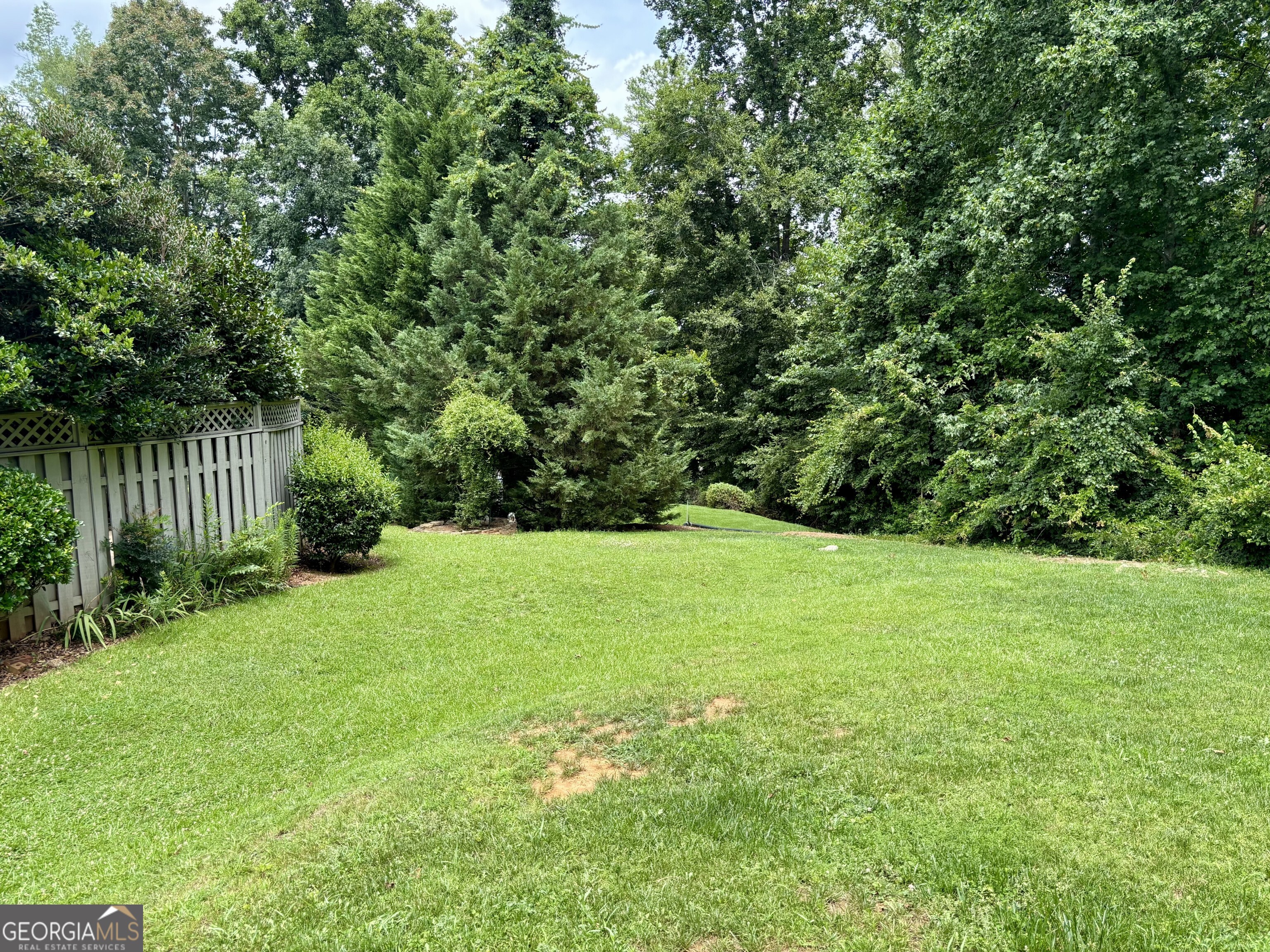 746 Hillwood Drive