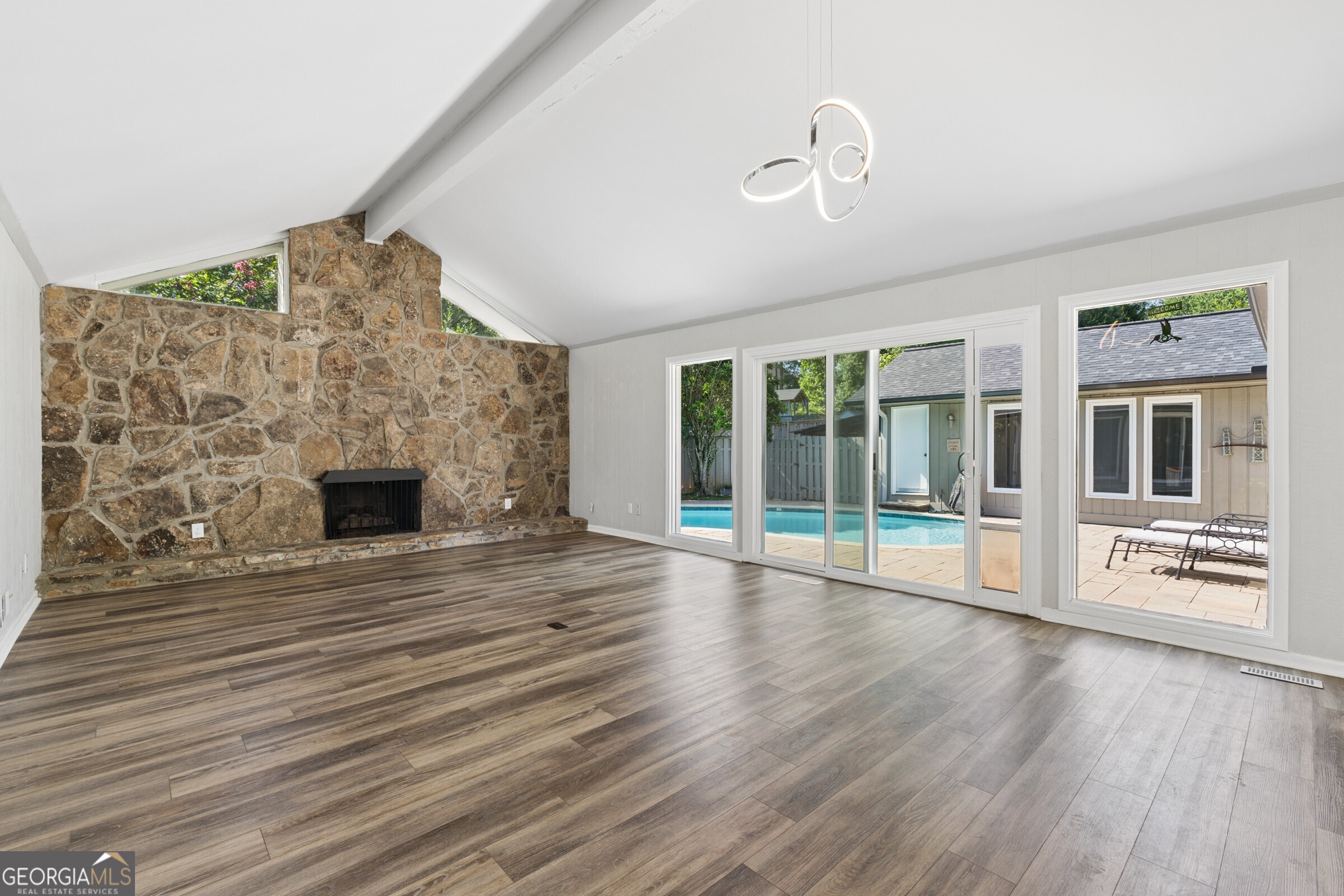 746 Hillwood Drive