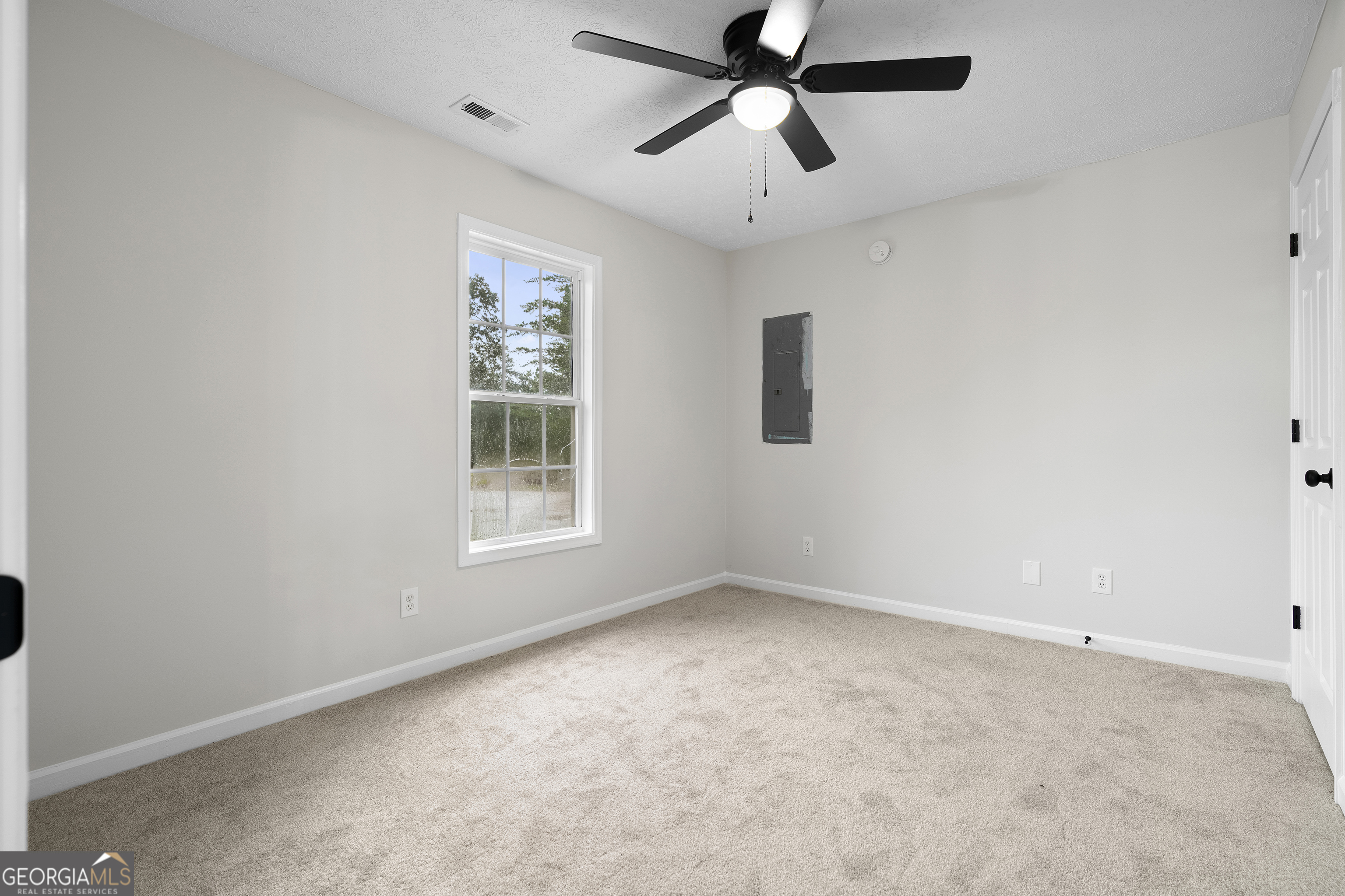 332 Lavista Drive SW