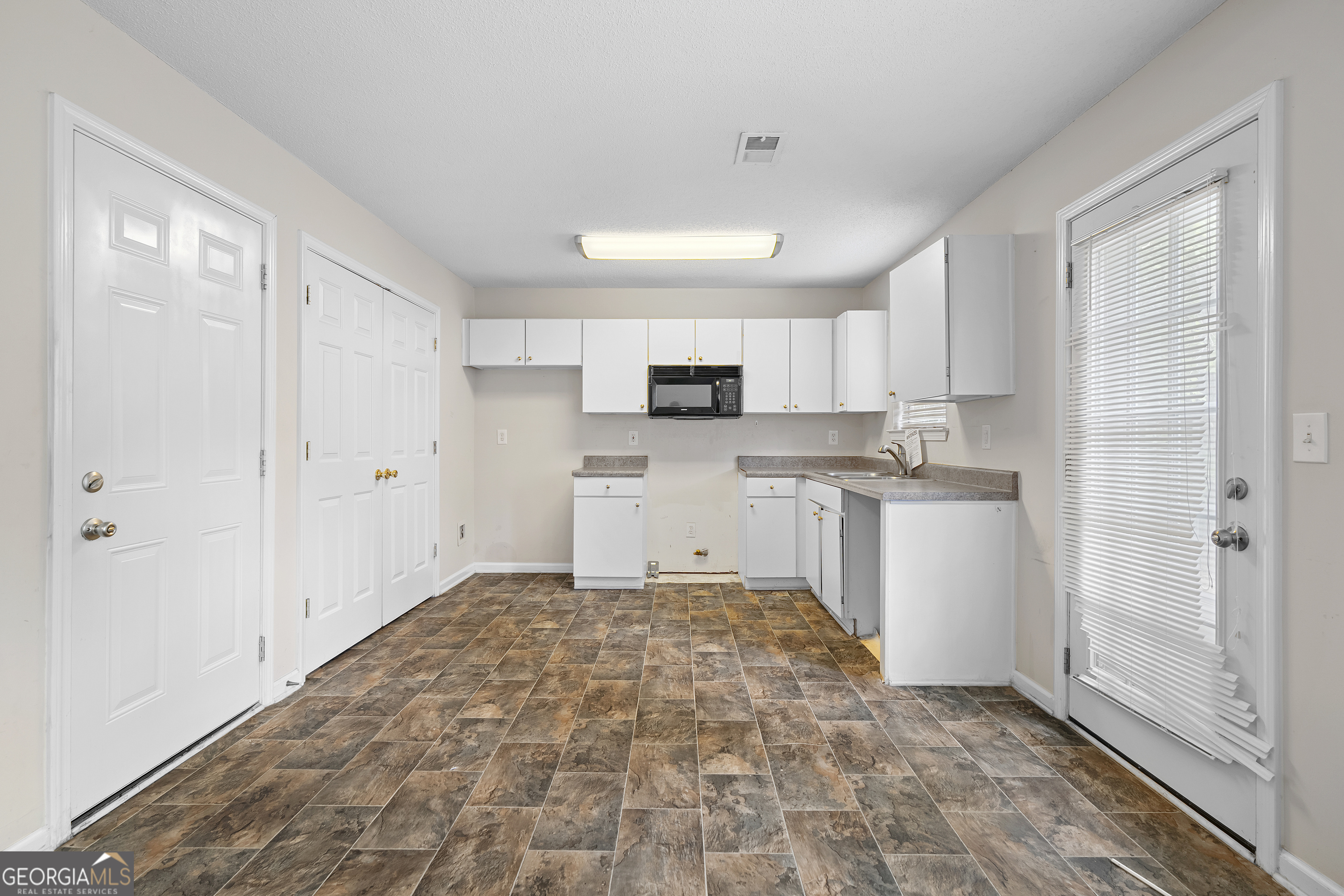 5515 Lofwood Lane