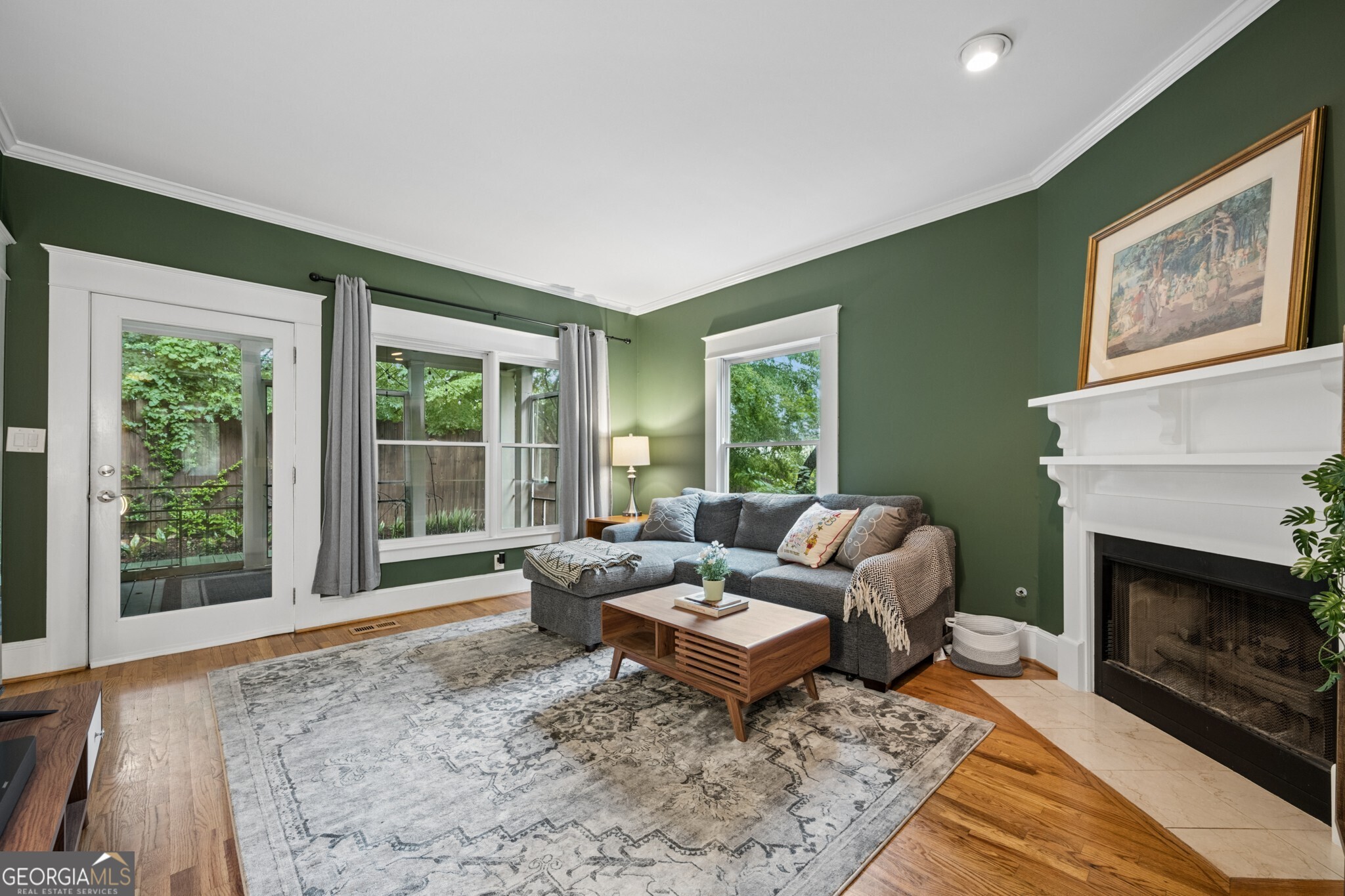 370 Oakland Park SE