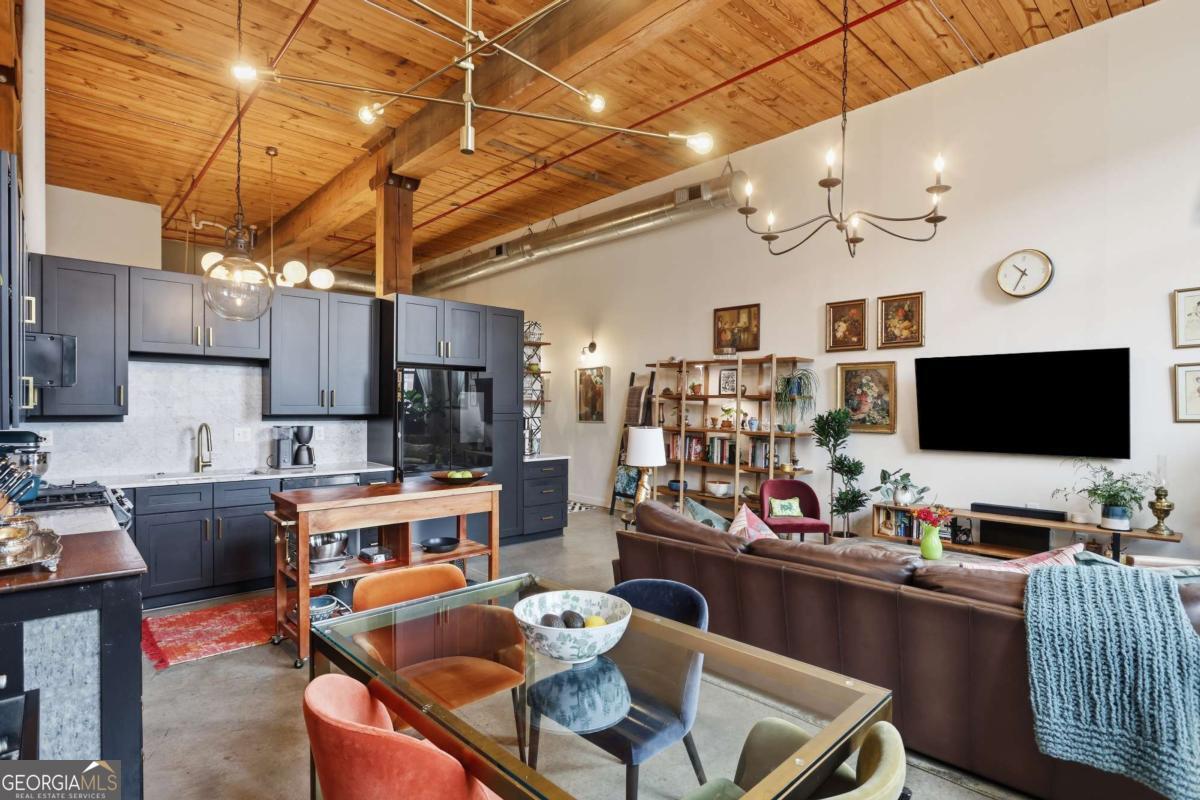 170 Boulevard SE # 410H