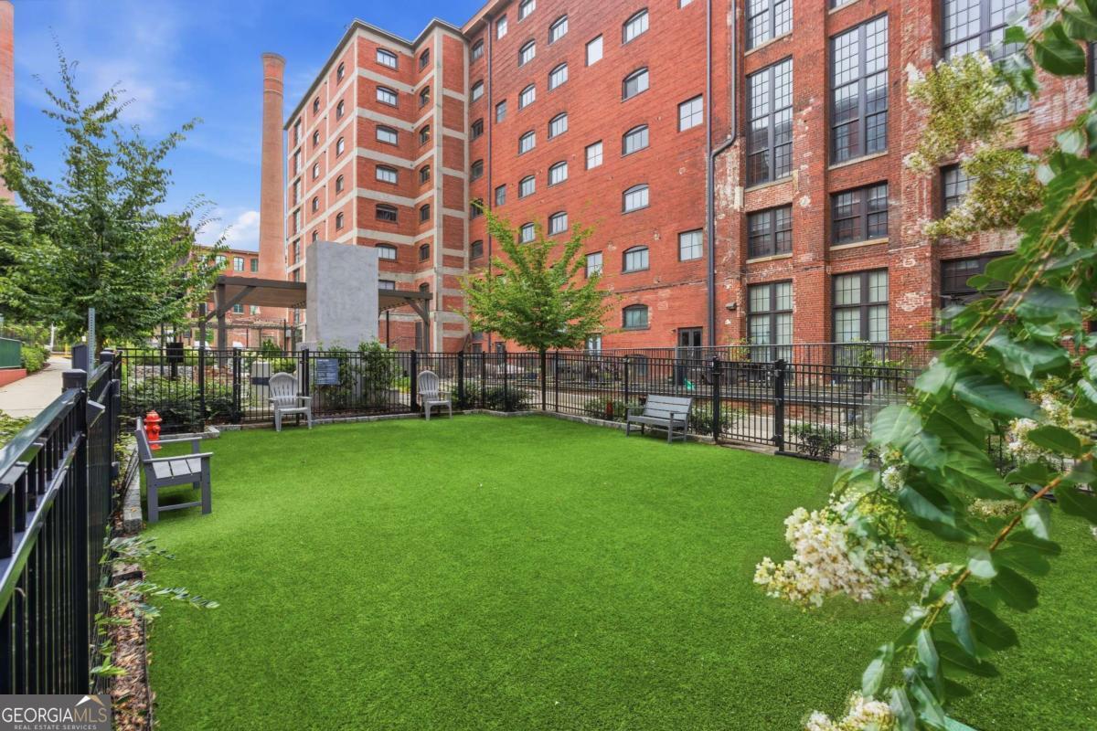 170 Boulevard SE # 410H