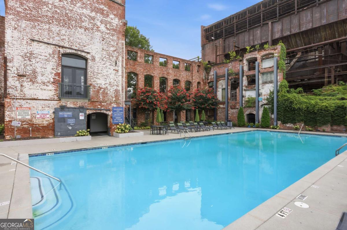 170 Boulevard SE # 410H