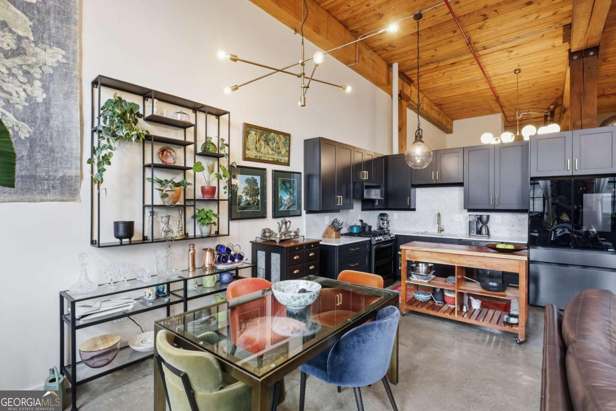 170 Boulevard SE # 410H