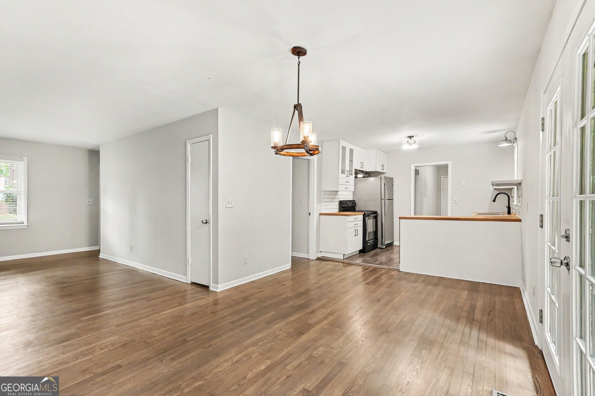 4119 Radcliffe Court