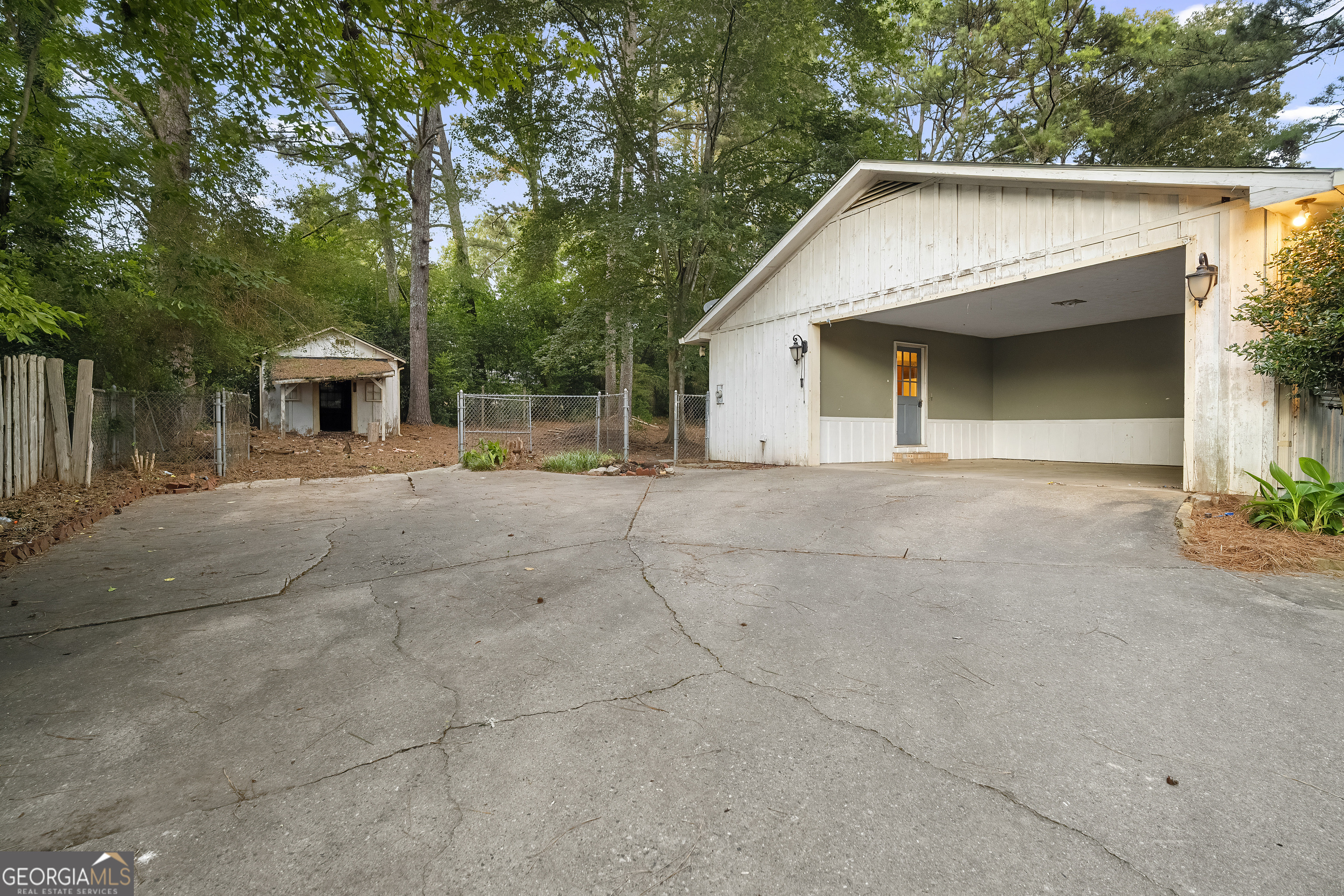 495 Huntington Drive