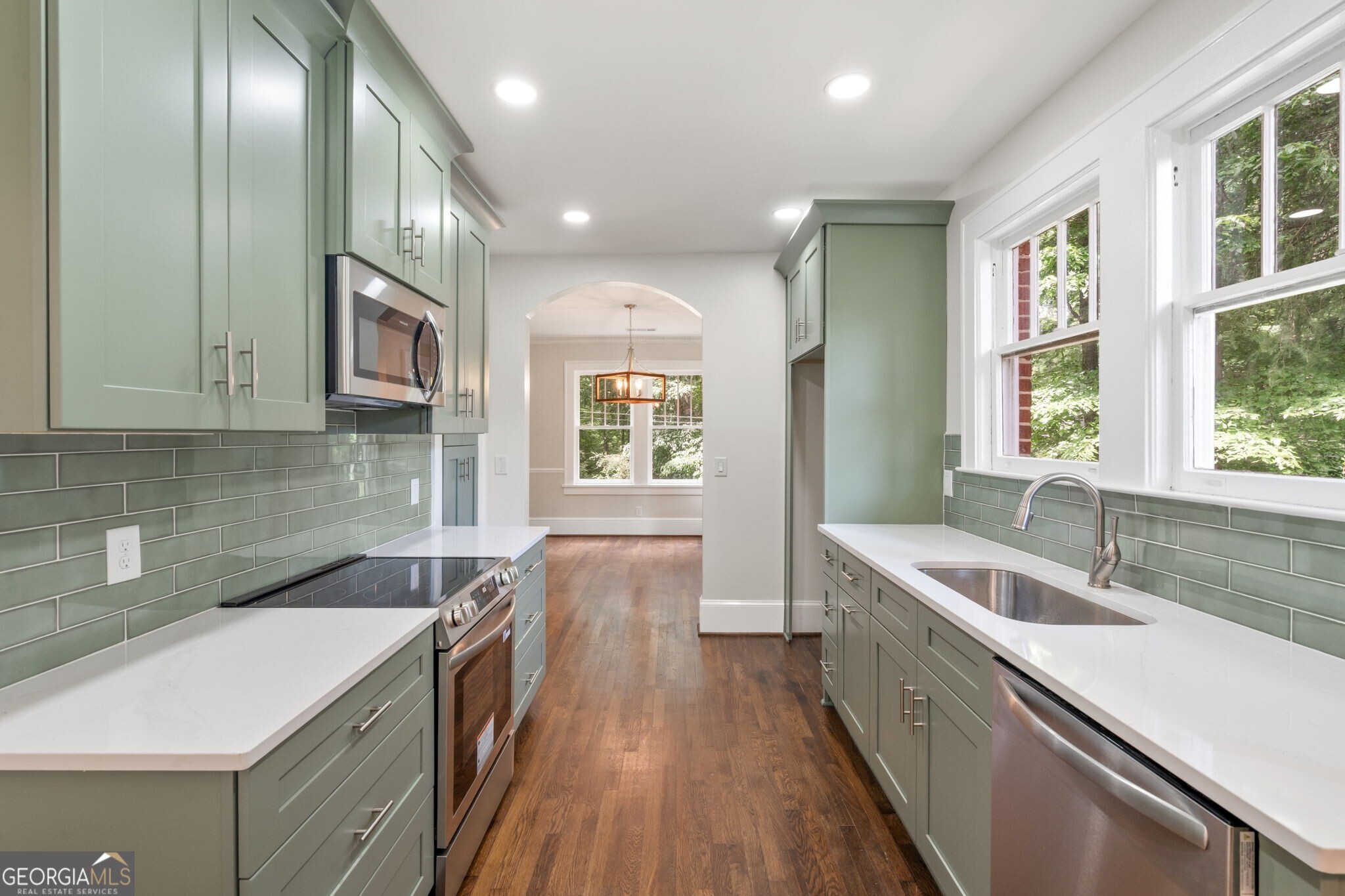 443 Burlington Rd Ne