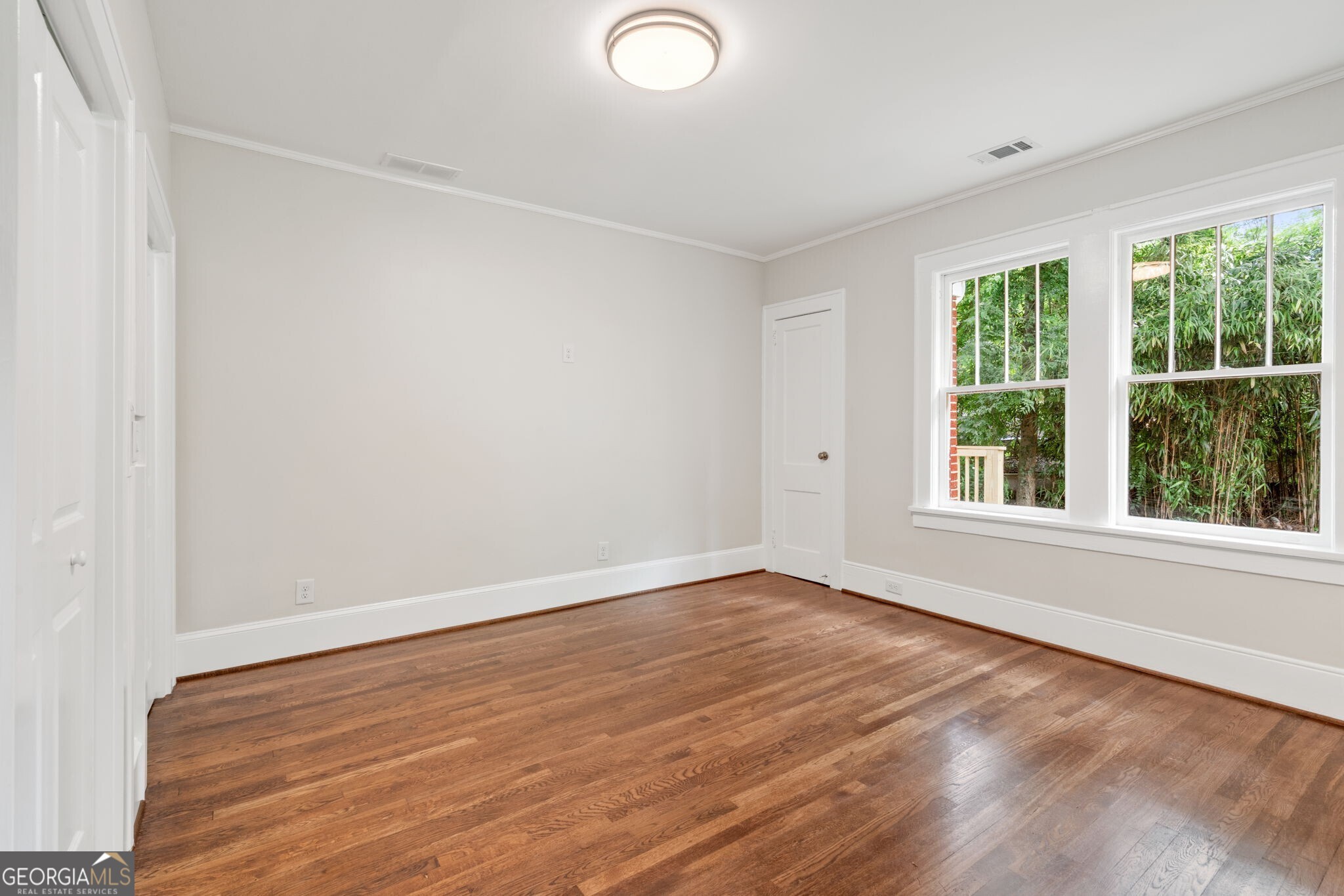443 Burlington Rd Ne