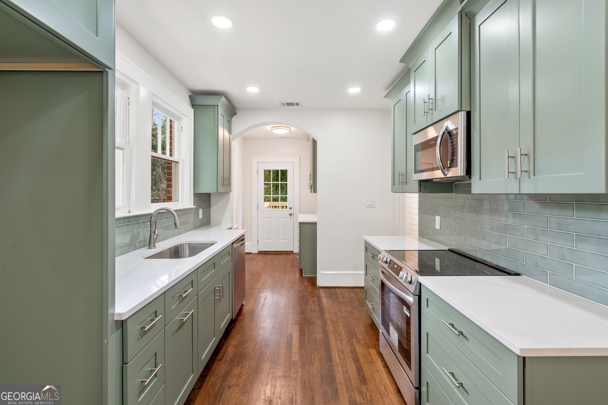 443 Burlington Rd Ne