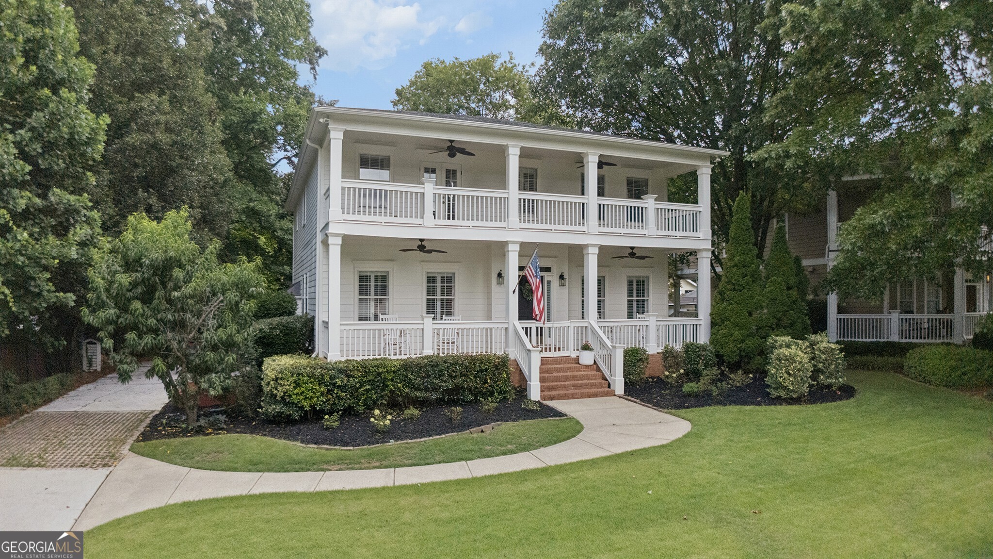 1875 La Dawn Lane NW