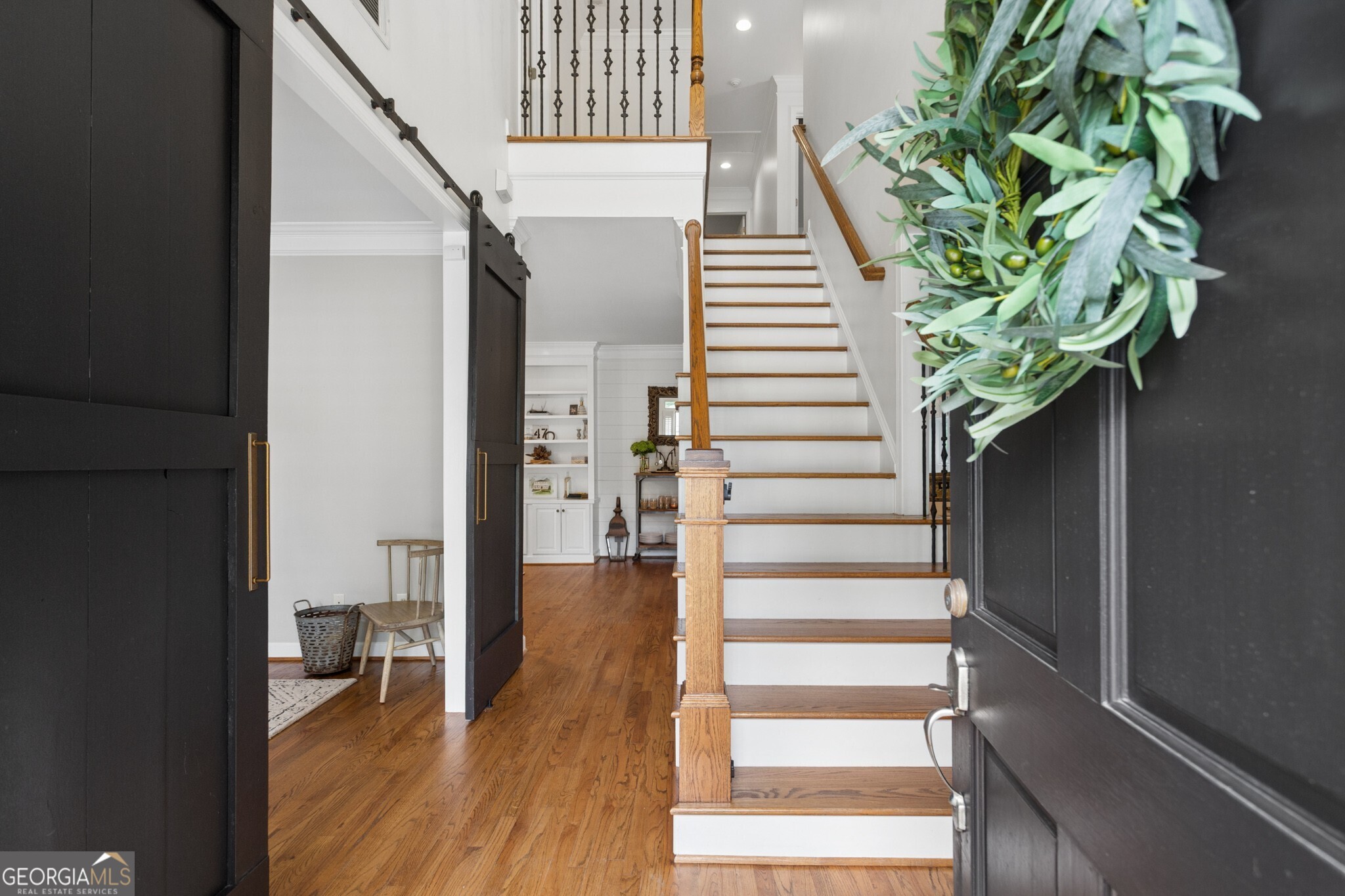 1875 La Dawn Lane NW