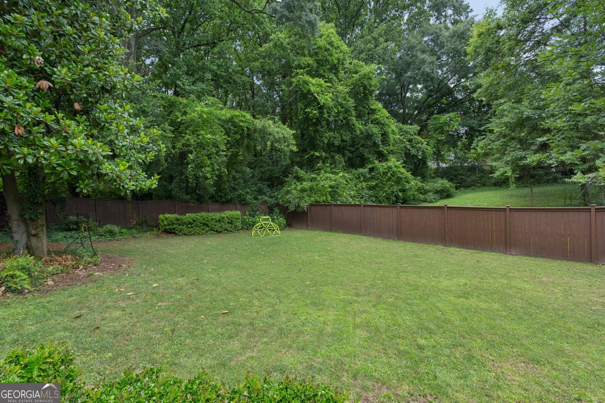 1875 La Dawn Lane NW