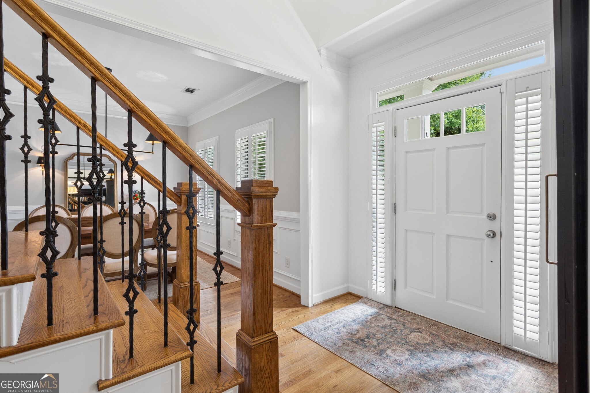 1875 La Dawn Lane NW
