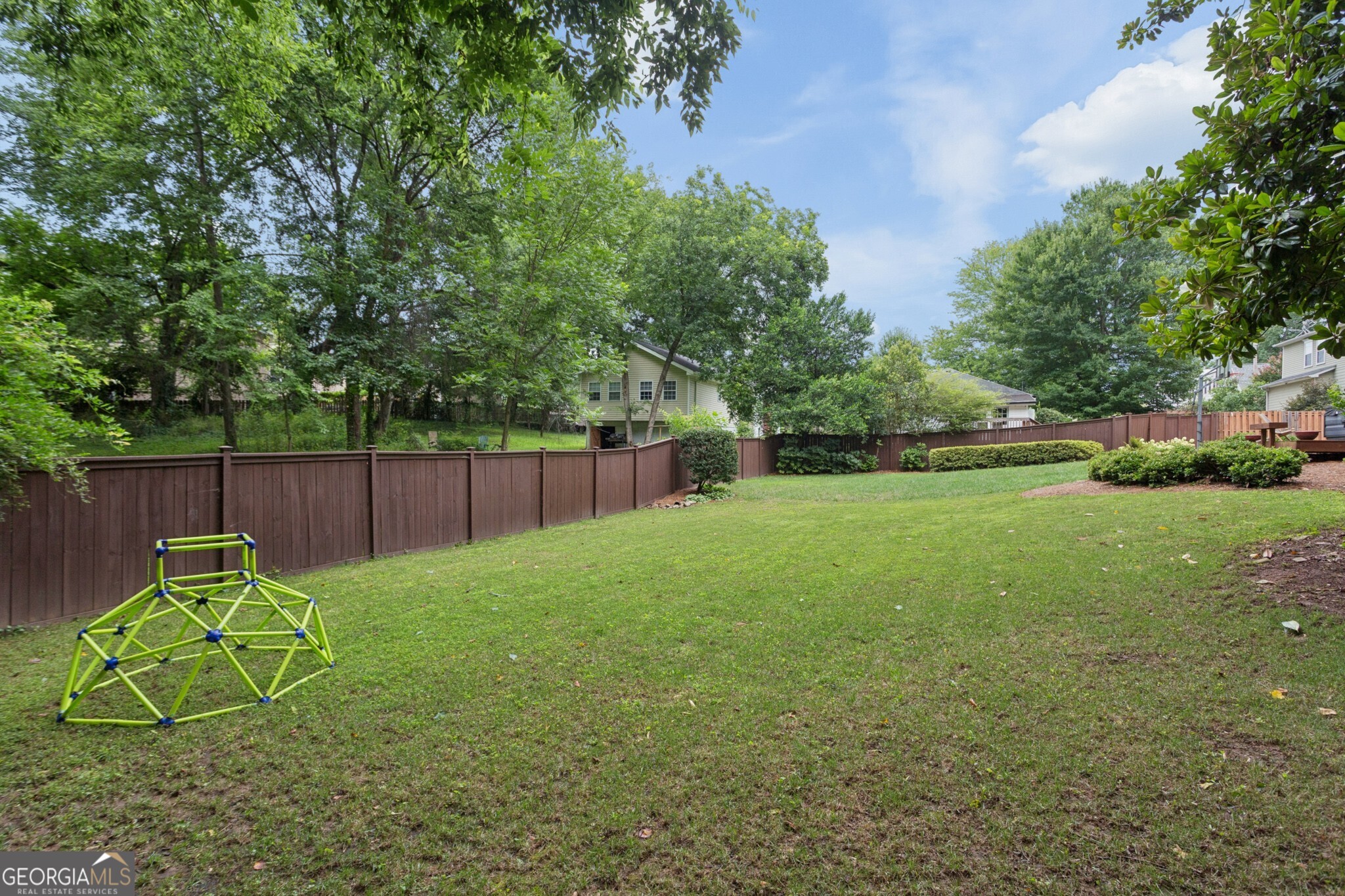 1875 La Dawn Lane NW