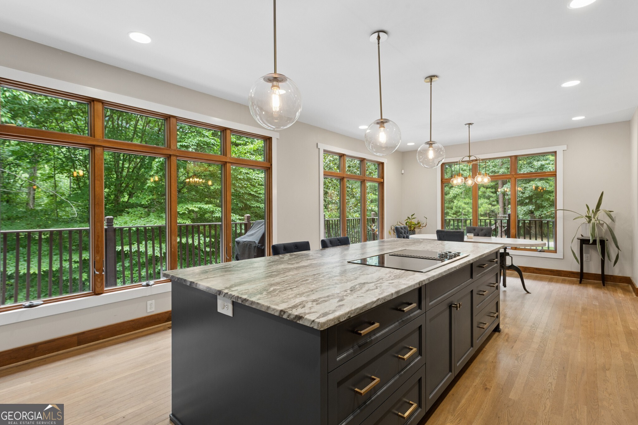 888 Willis Mill Road SW