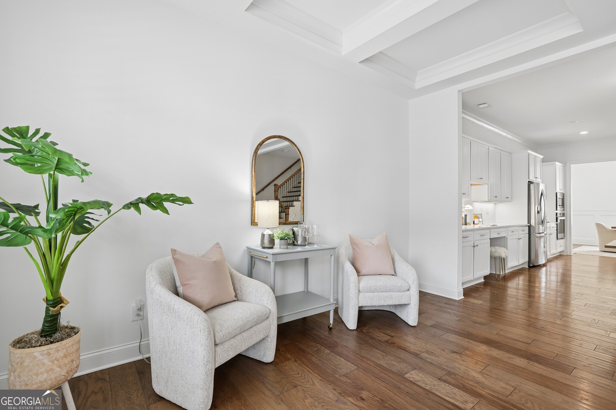2422 Skyland Way NE