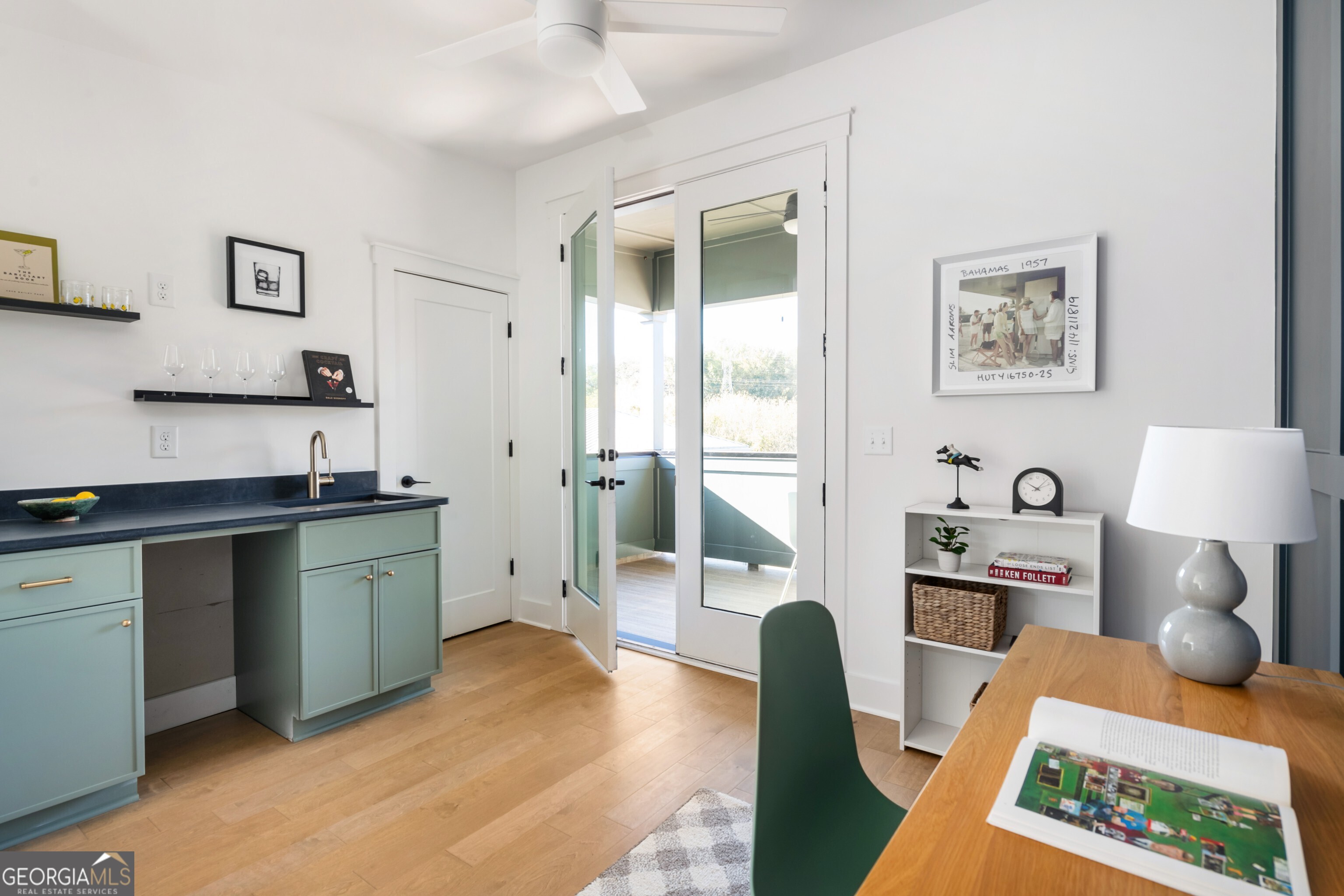 1160 Boulevard SE # 10