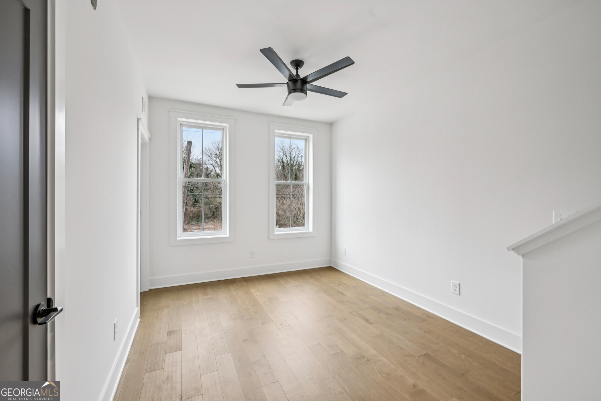 1160 Boulevard SE # 10