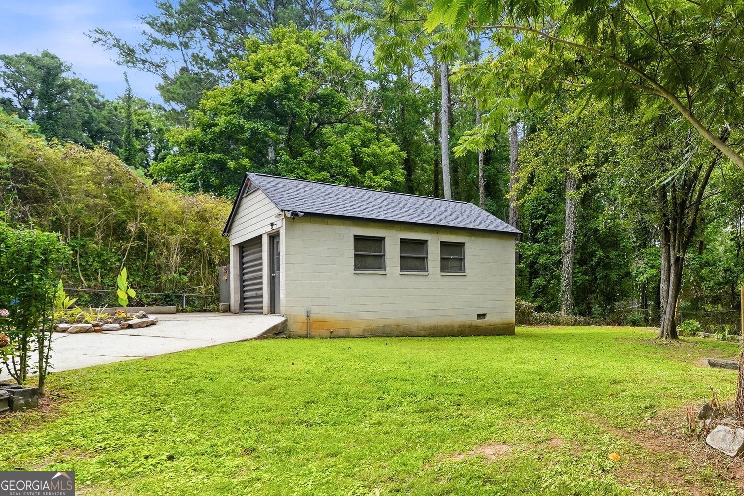 1968 Beecher Street SW