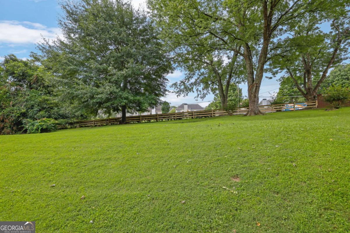 3166 Corner Oak Drive