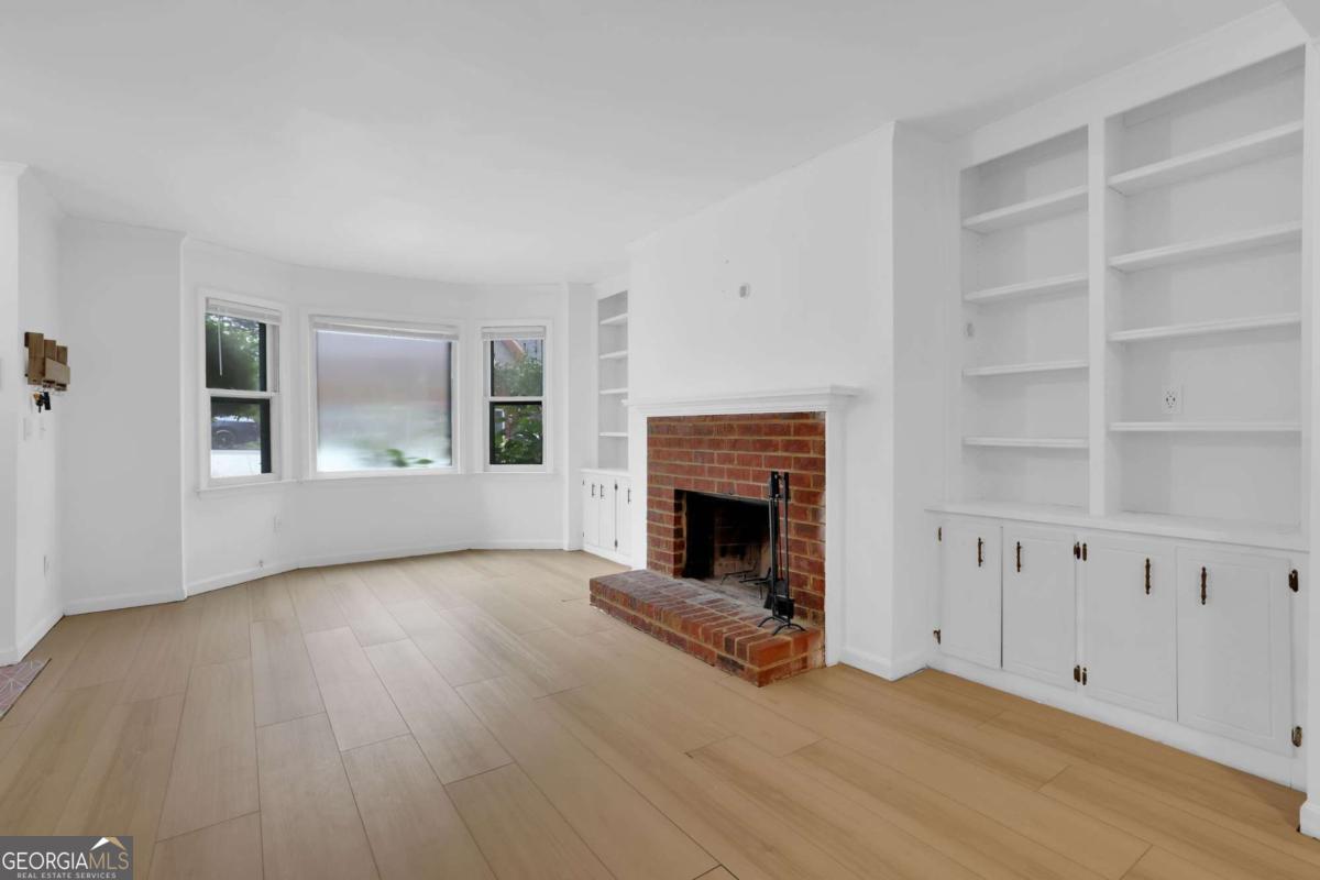 3166 Corner Oak Drive