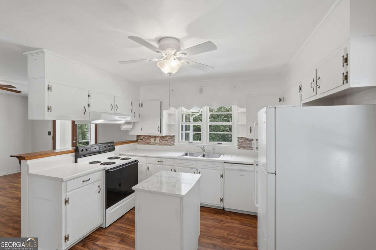 3651 Ledan Road