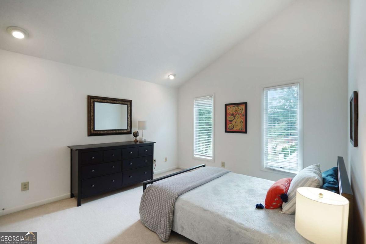 3777 Southgate Drive SW