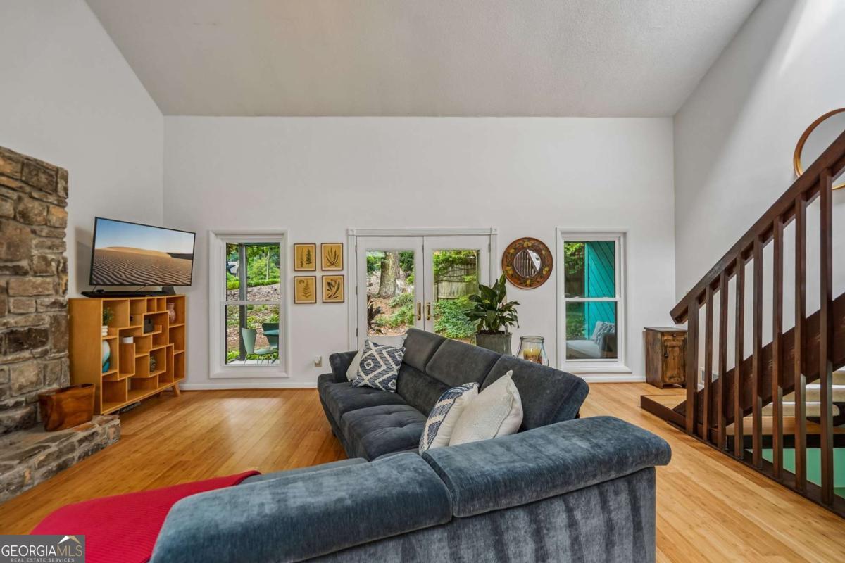 3777 Southgate Drive SW