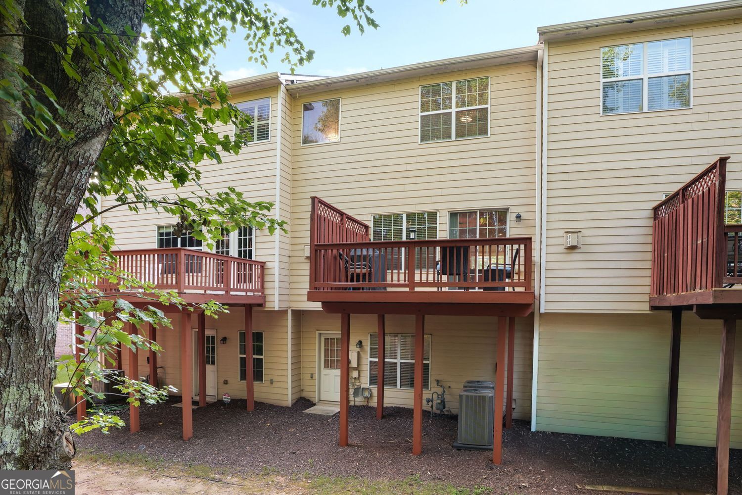 5243 Wellsley Bend