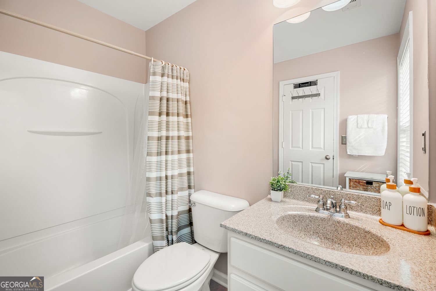 5243 Wellsley Bend