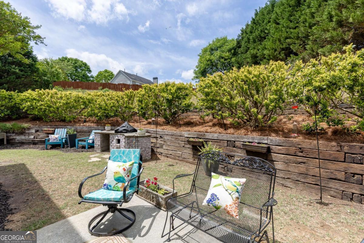 933 Cruce Lake Drive