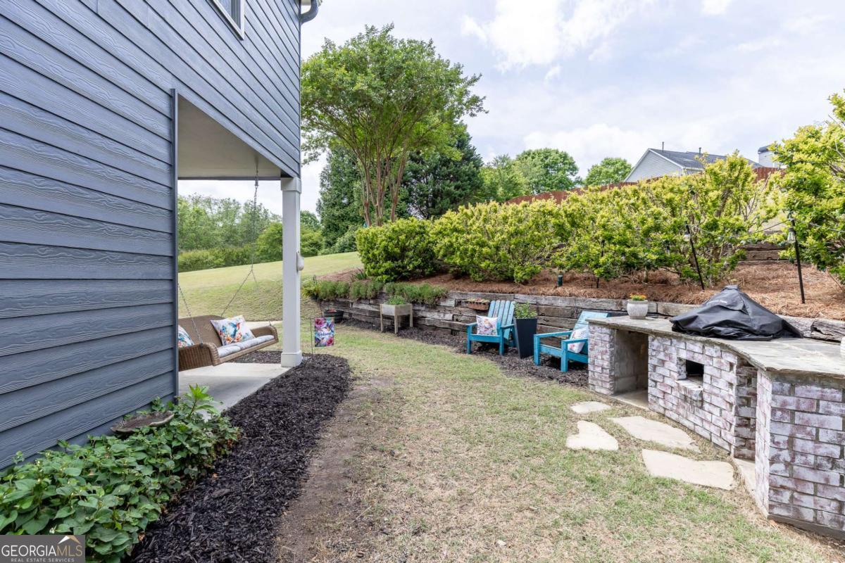 933 Cruce Lake Drive