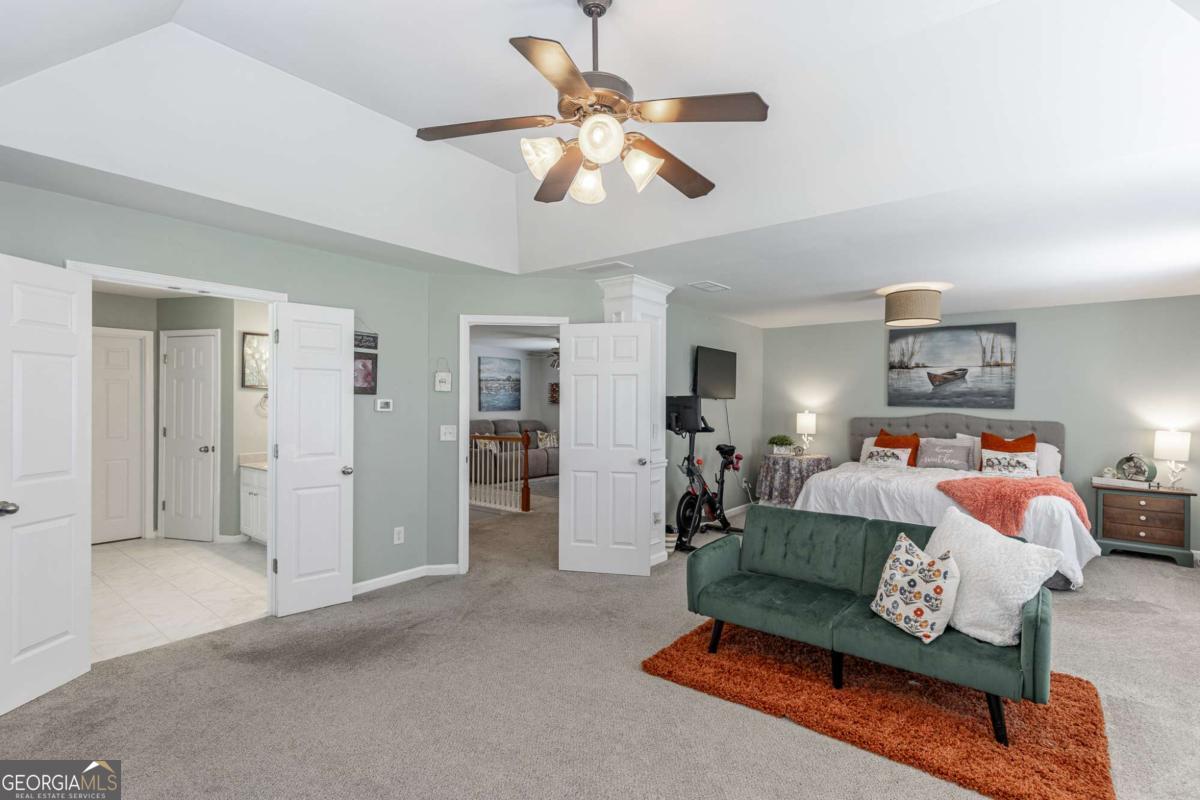 933 Cruce Lake Drive