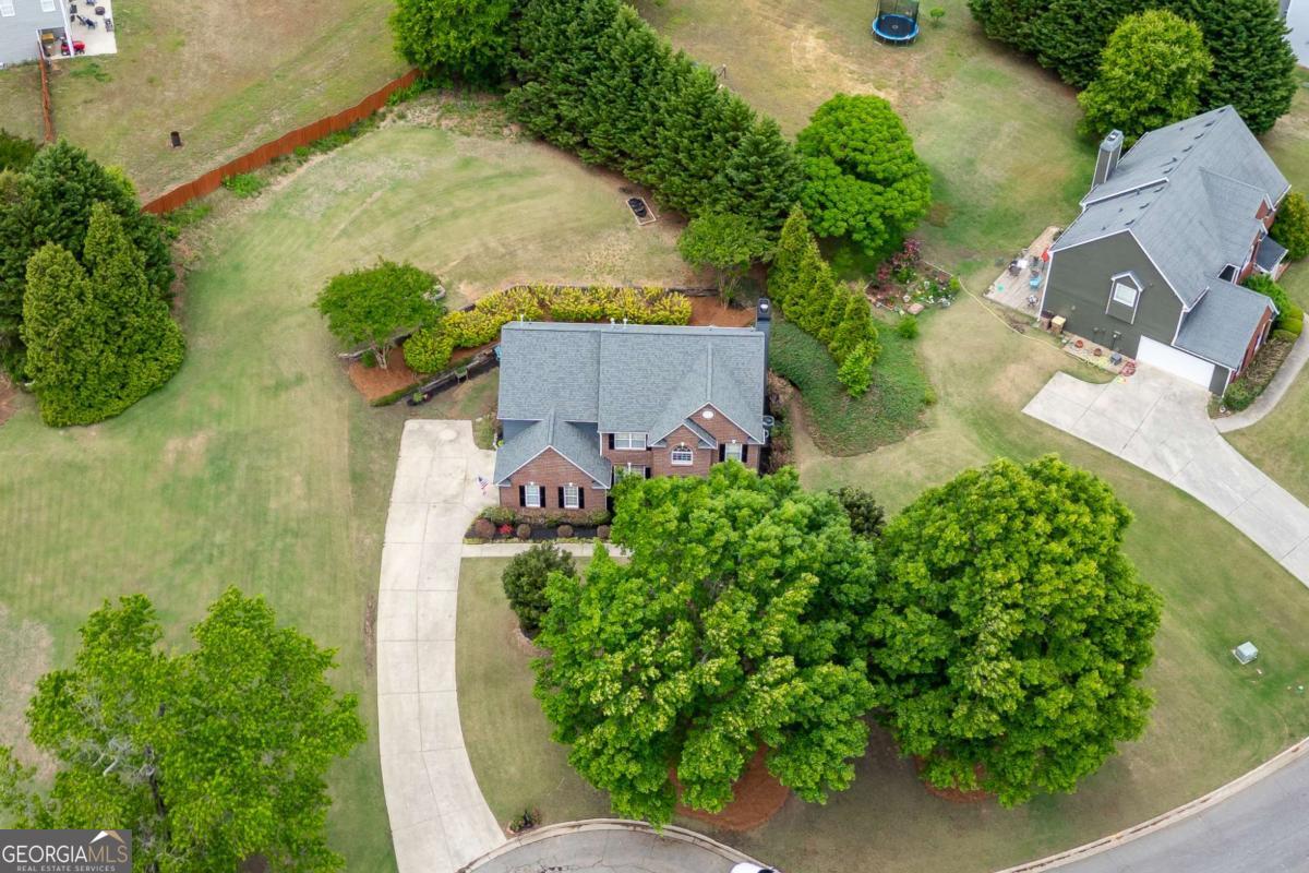 933 Cruce Lake Drive
