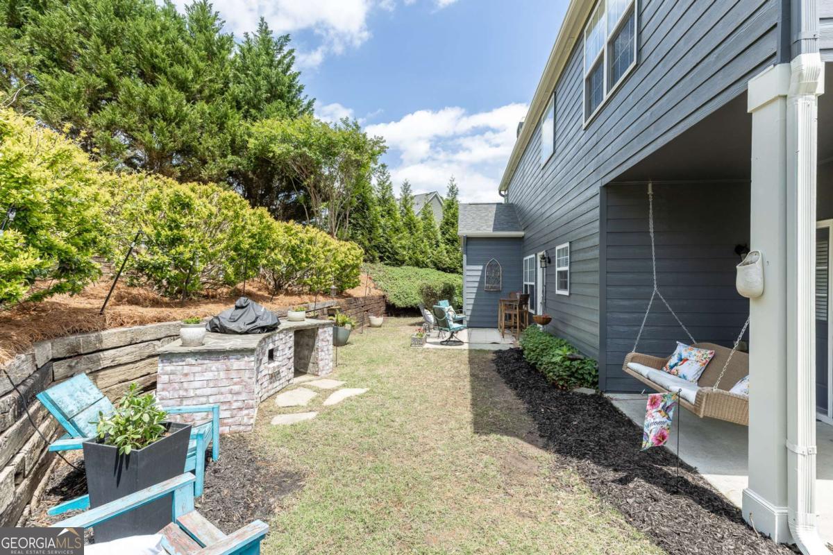 933 Cruce Lake Drive