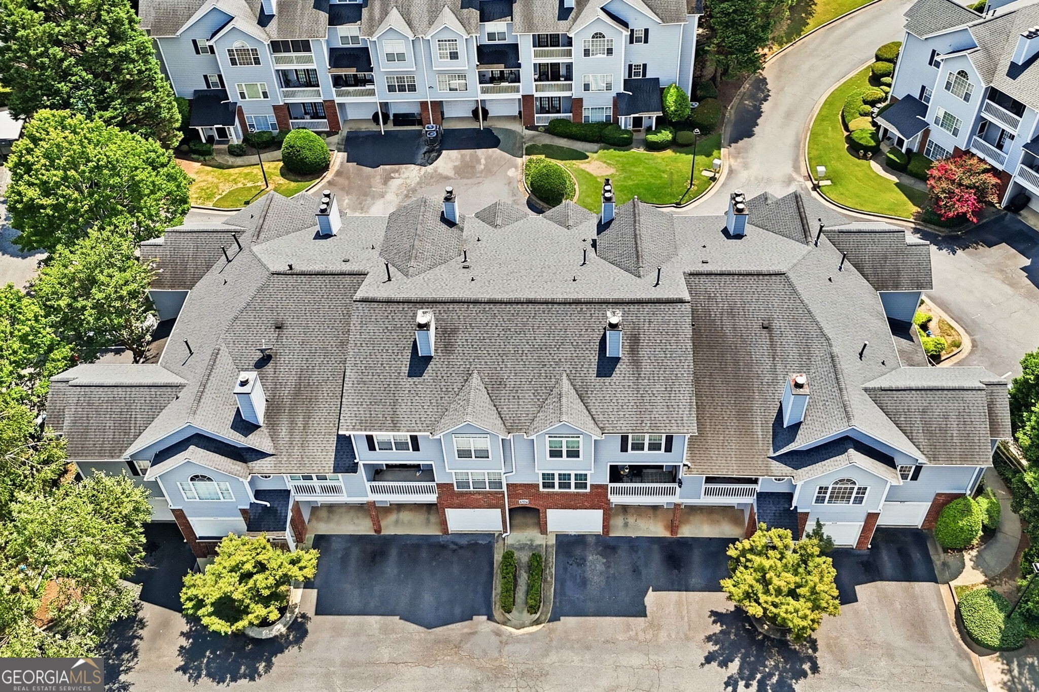509 Vinings Forest Court SE