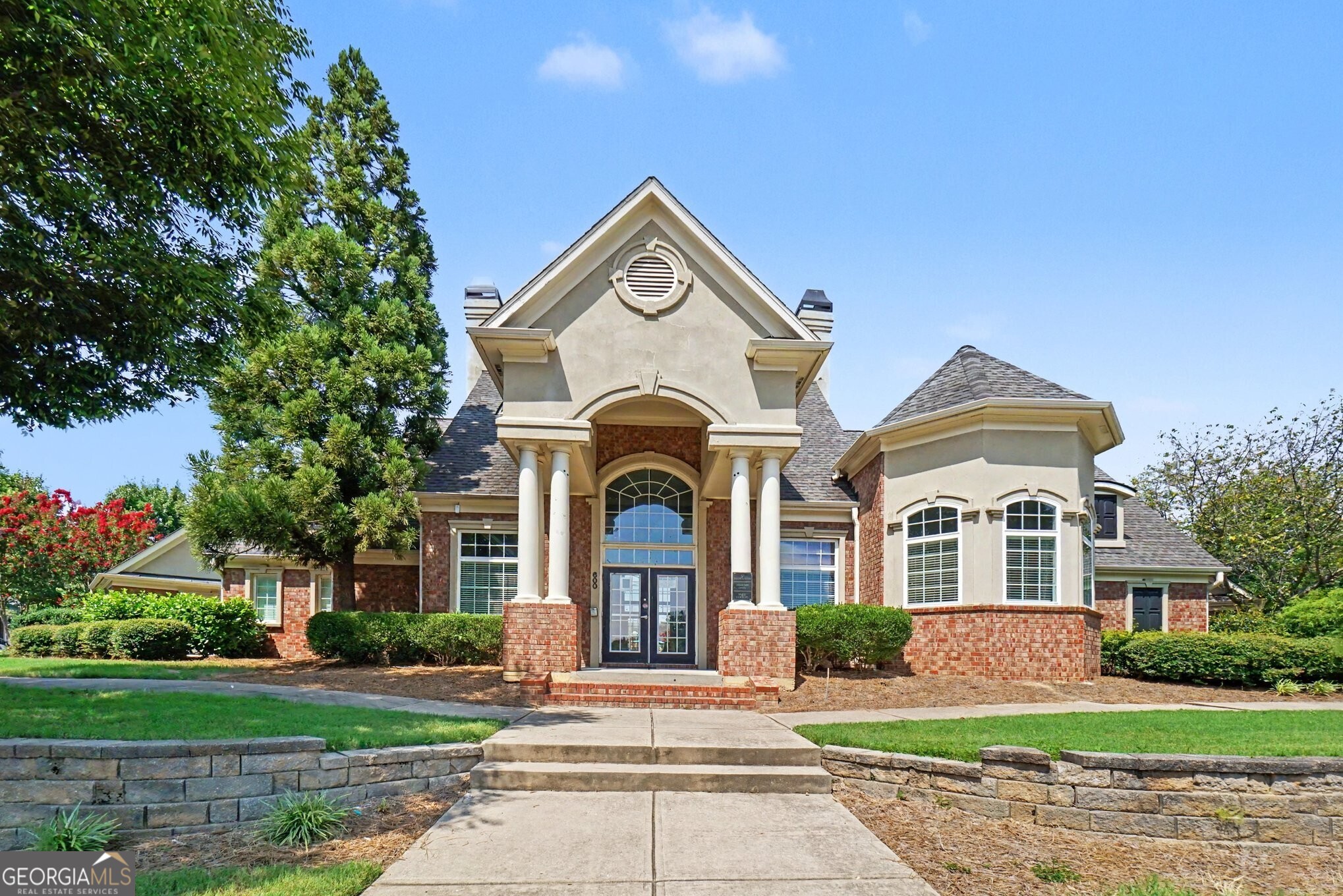 592 Lofty Lane SW