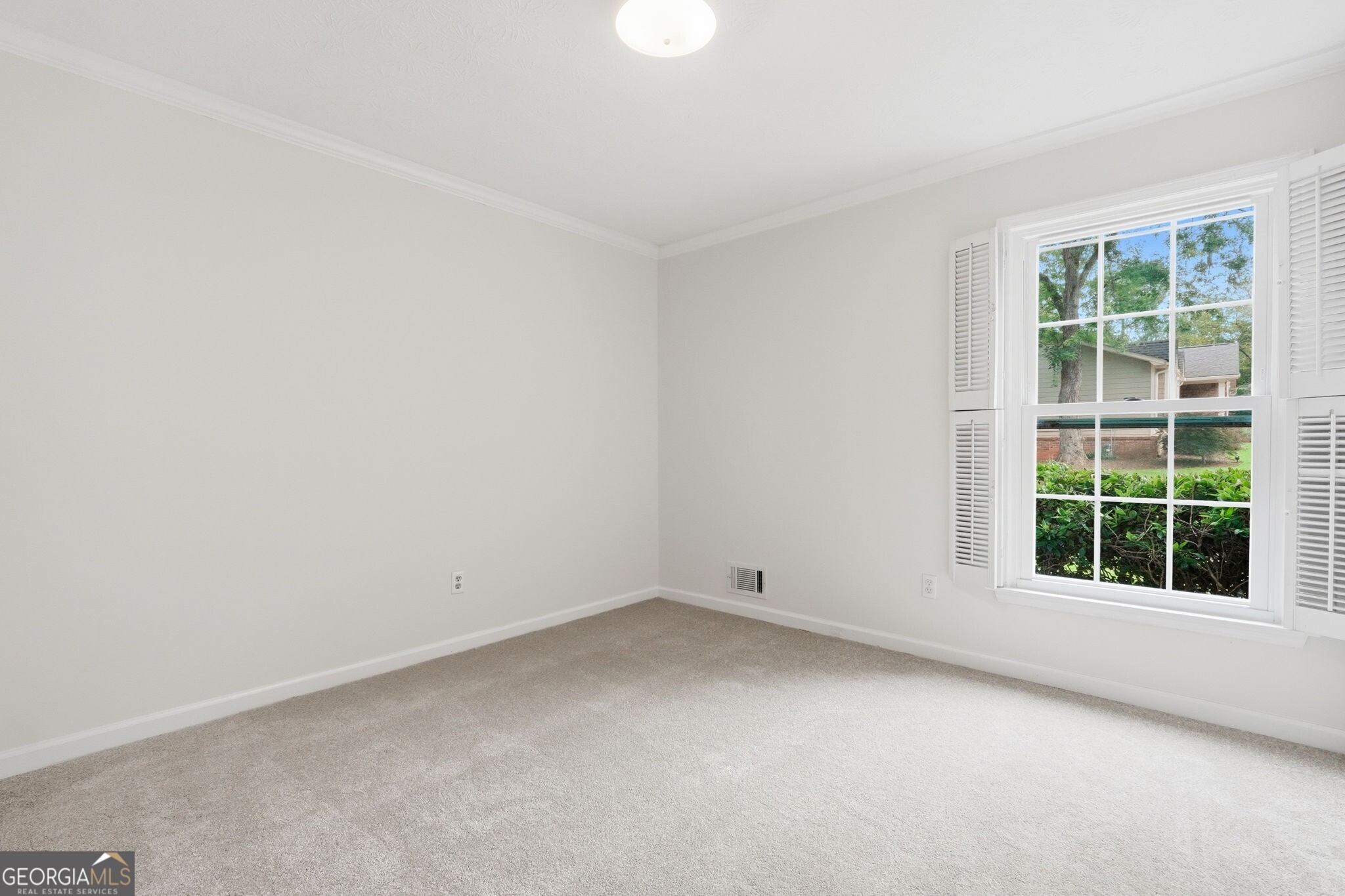 1057 Capital Club Circle NE