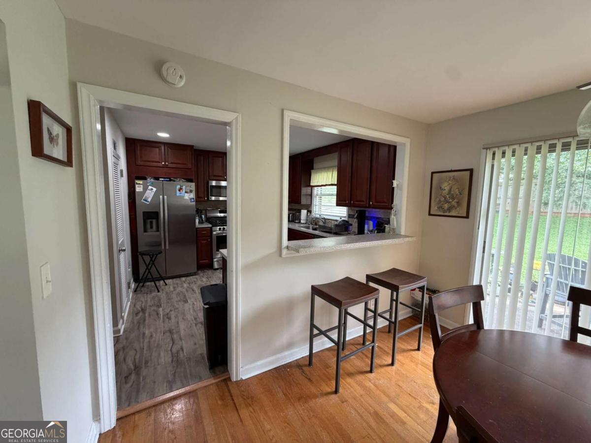 2465 Miriam Lane
