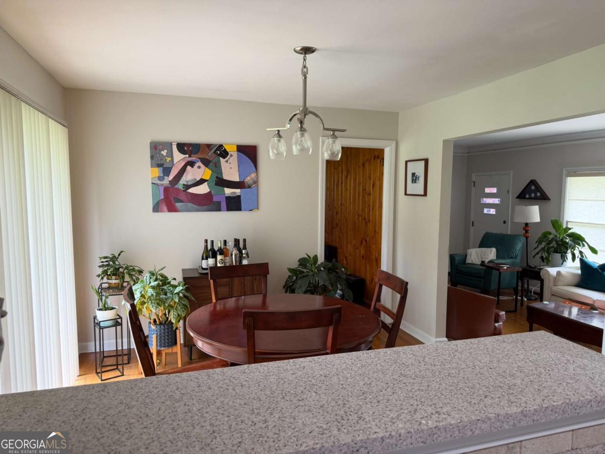 2465 Miriam Lane