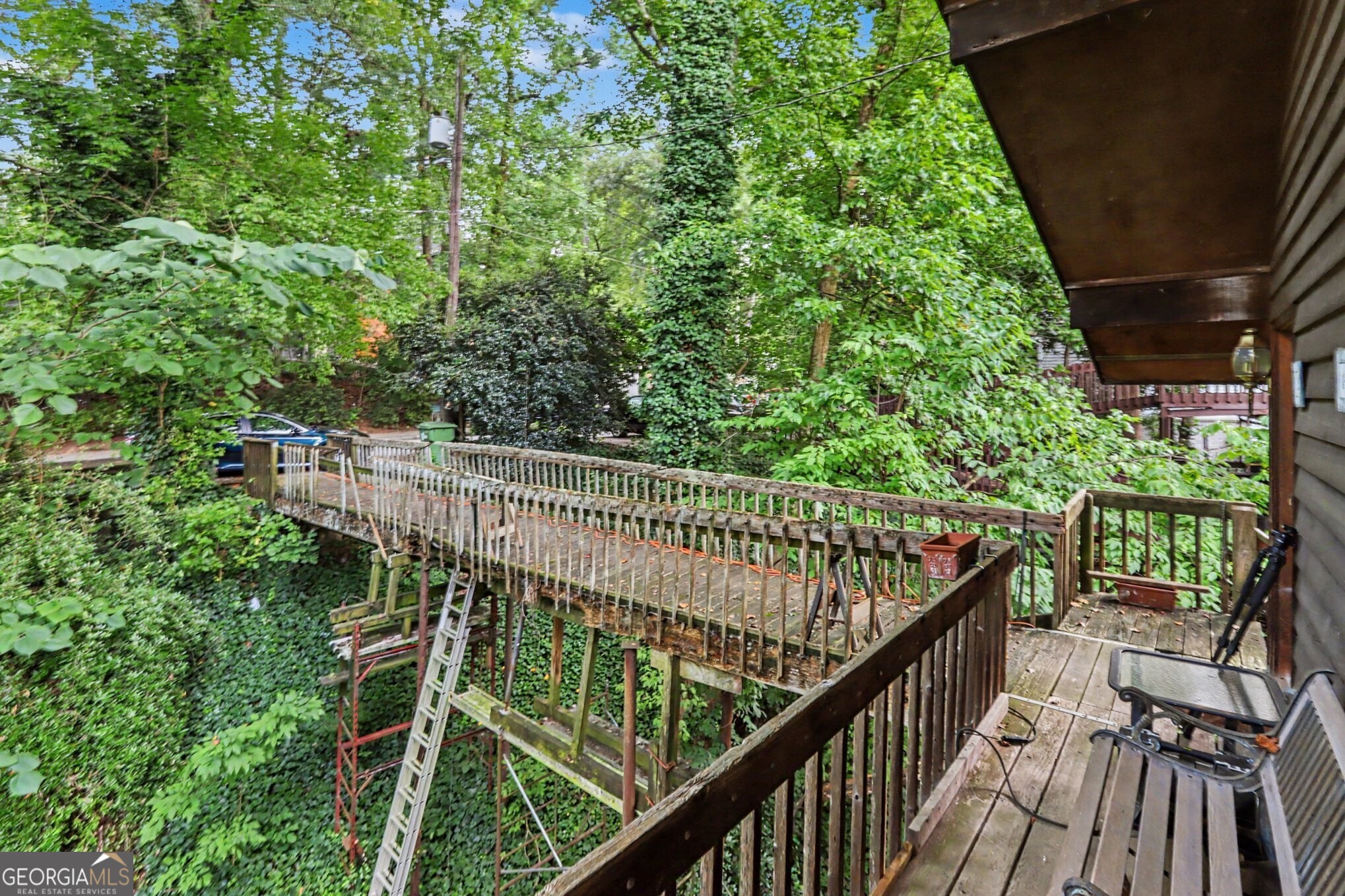 469 Overbrook Drive NW