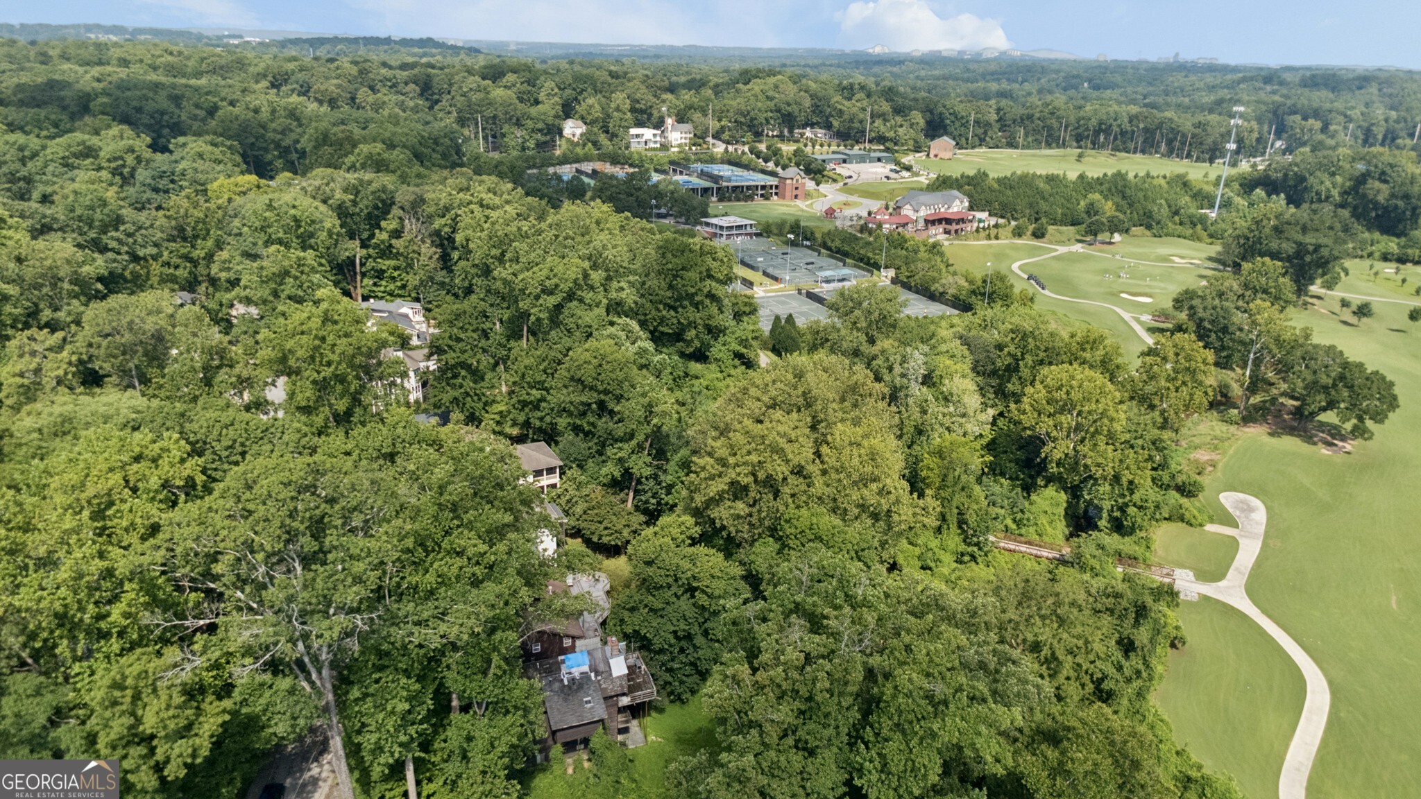 469 Overbrook Drive NW