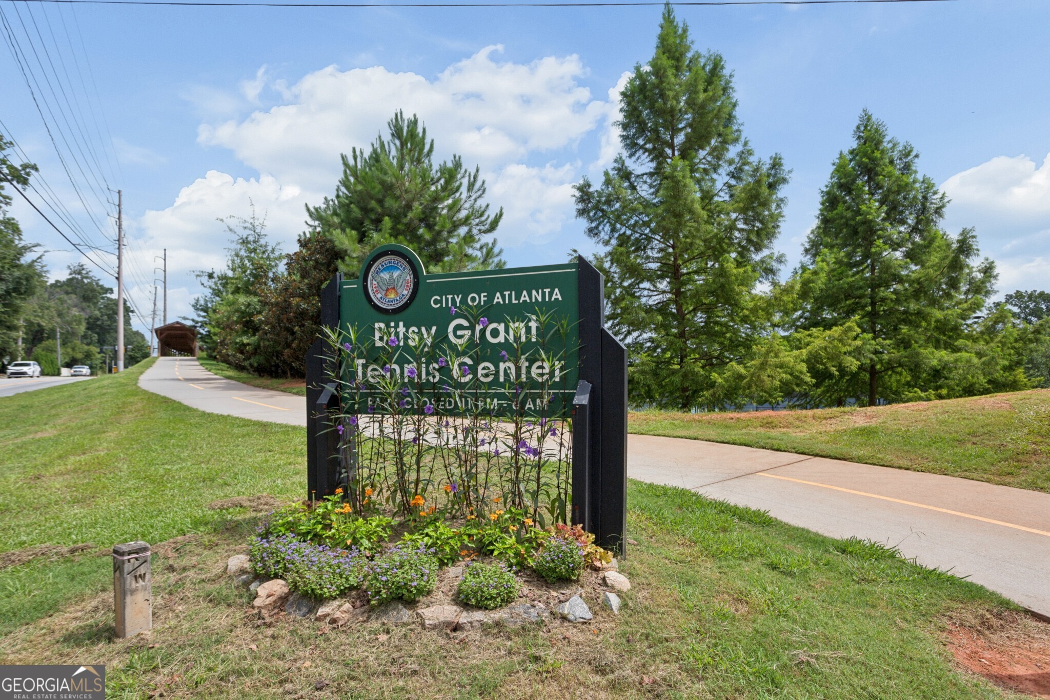 469 Overbrook Drive NW