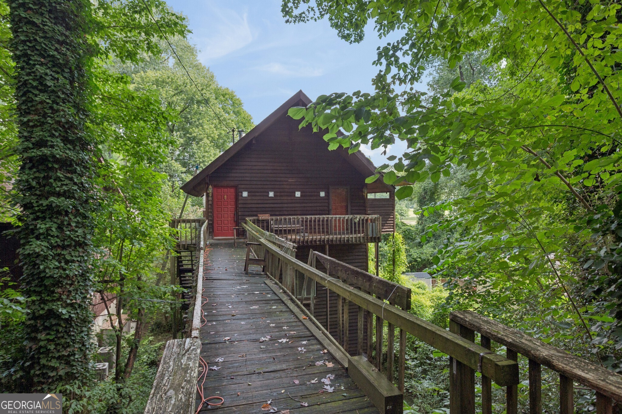 469 Overbrook Drive NW