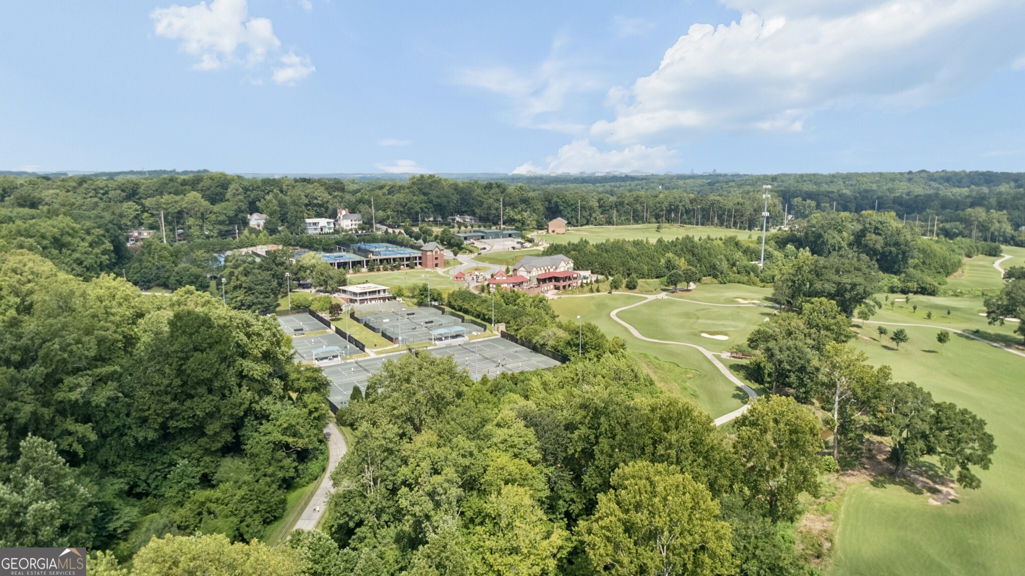 469 Overbrook Drive NW